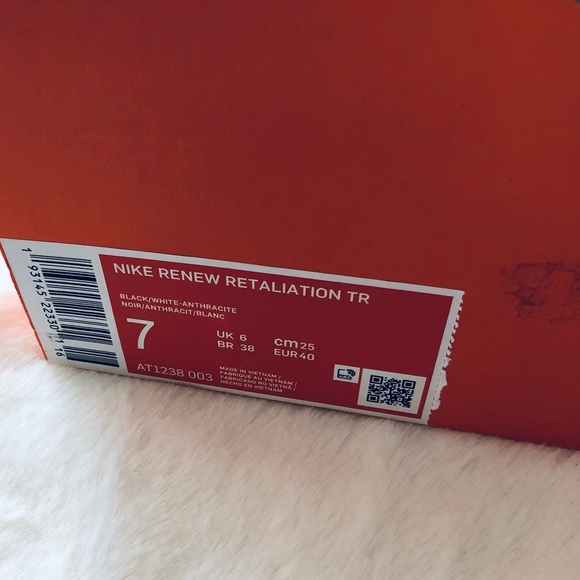 Nike Renew Retaliation. Brand new! Women’s Sz 7 - Picture 10 of 11